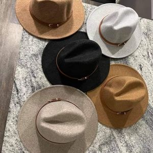 NWT Wide Brim Felt Fedora Hat